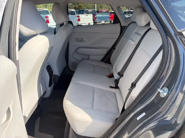 Used 2025 Gray Pearl Hyundai SEL image 16