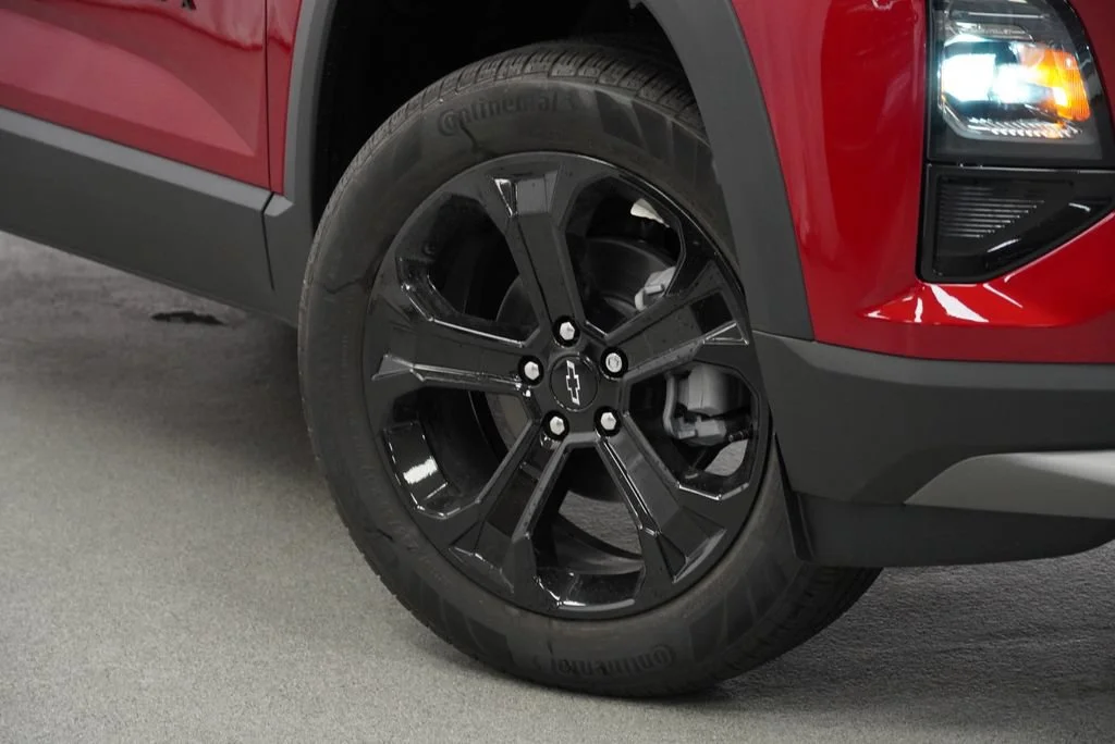 New 2027 Radiant Red Tintcoat Chevrolet LT image 10