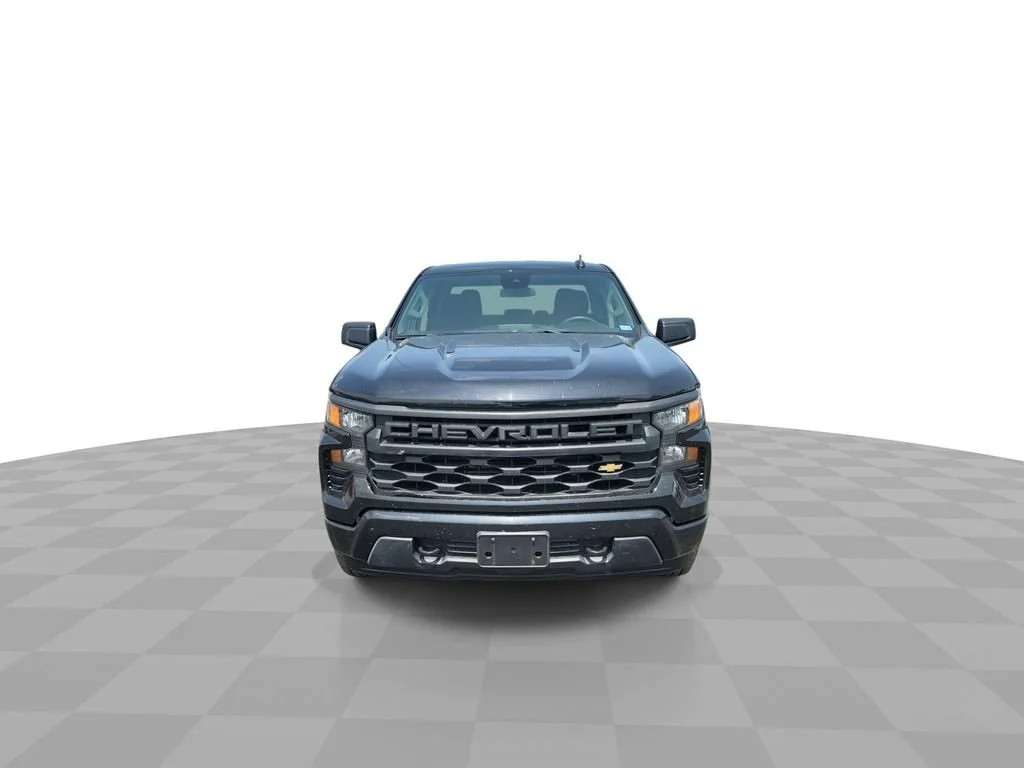 Certified Used 2026 Black Chevrolet Custom image 3