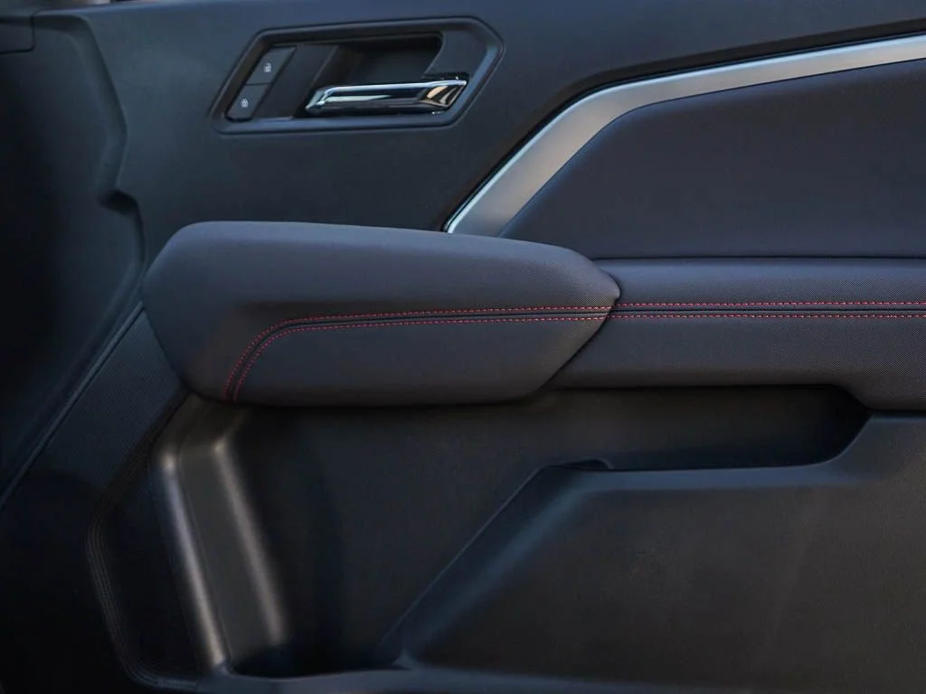 New 2026 Sterling Gray Metallic Chevrolet Z71 image 7