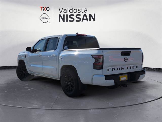 New 2026 Glacier White Nissan SV image 9