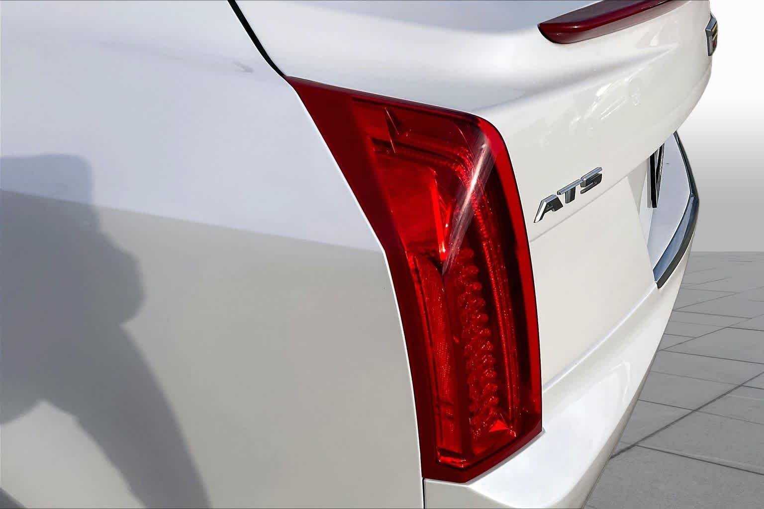Used 2016 Crystal White Tricoat Cadillac Standard RWD image 28