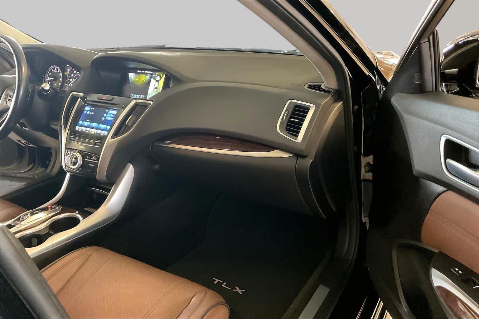 Used 2018 Crystal Black Pearl Acura w/Advance Pkg image 16