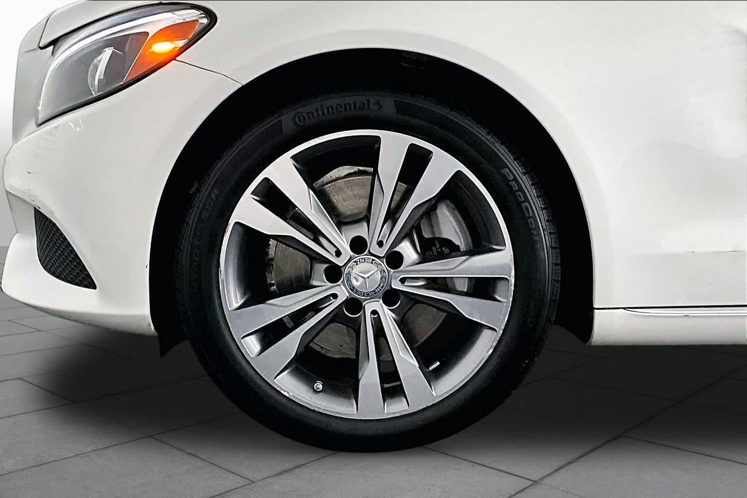 Used 2016 Polar White Mercedes-Benz C 300 image 11
