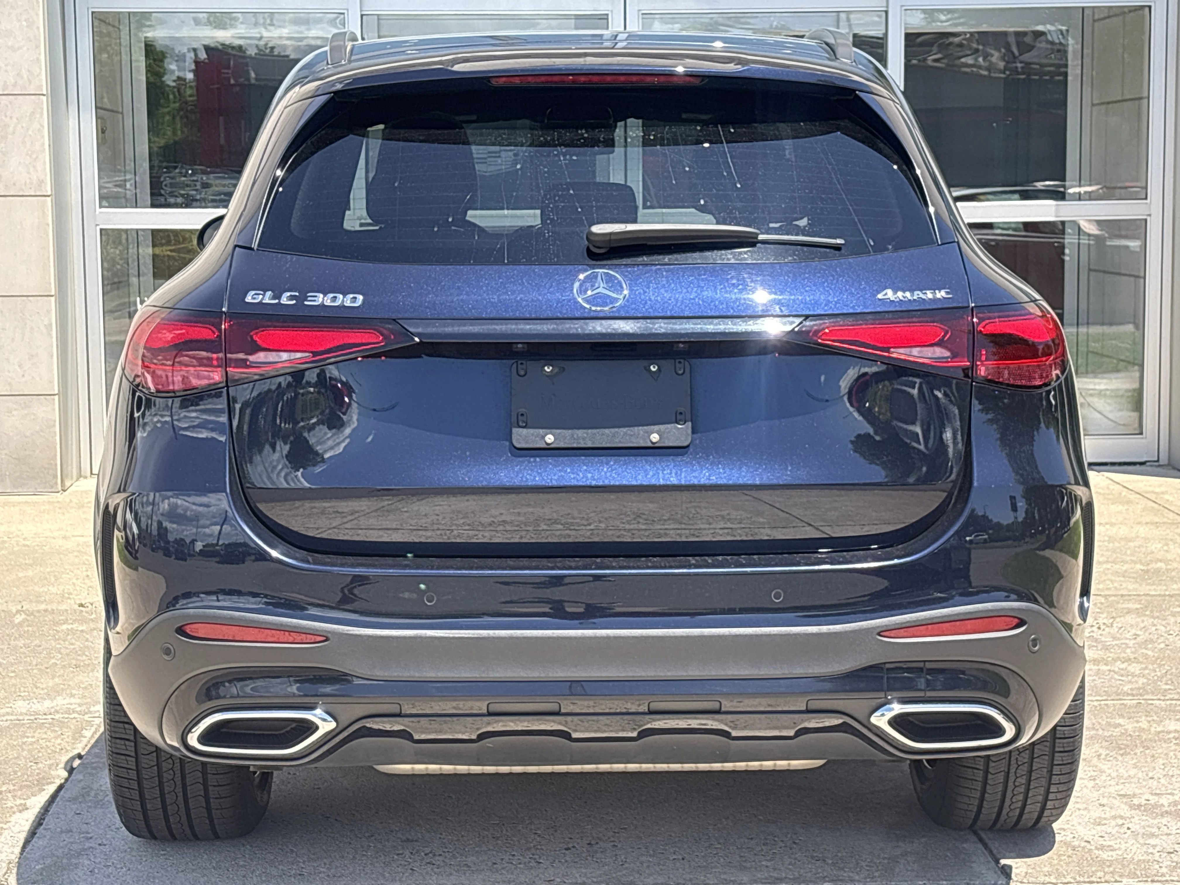 Used 2023 Black Mercedes-Benz GLC 300 image 7