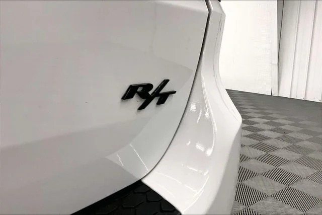 Used 2024 White Knuckle Clearcoat Dodge R/T Plus image 9