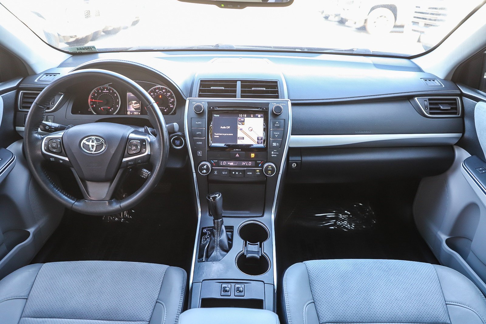 Certified Used 2017 Gray Toyota XSE V6 image 12