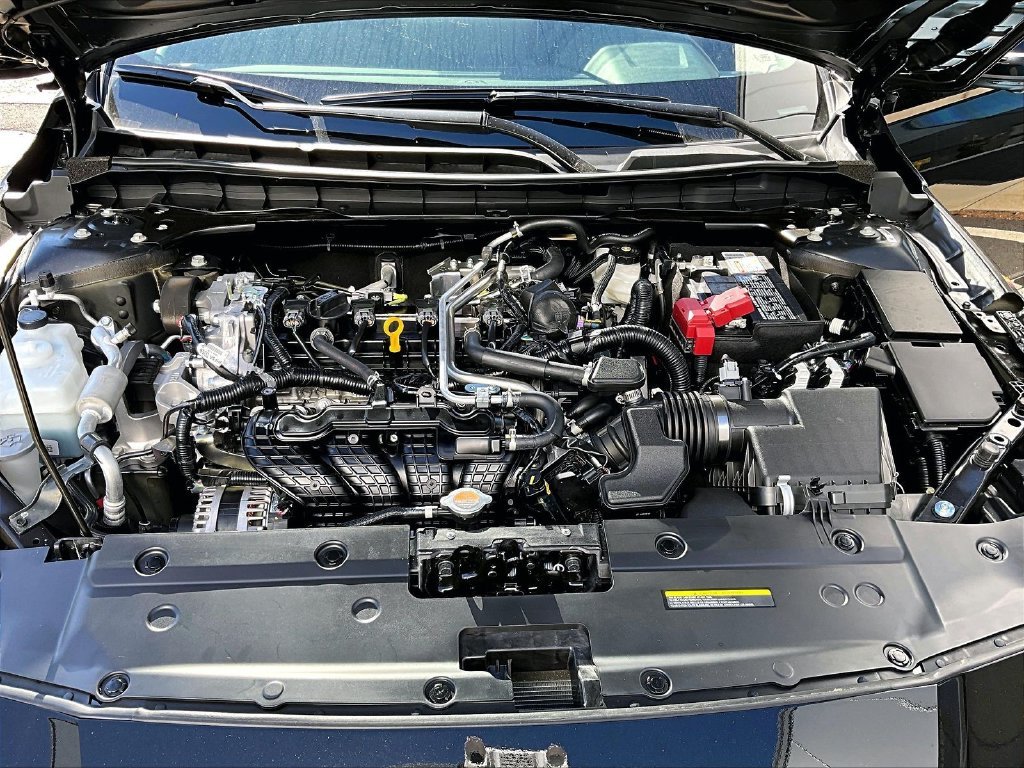 New 2026 Black Nissan 2.5 SR image 11
