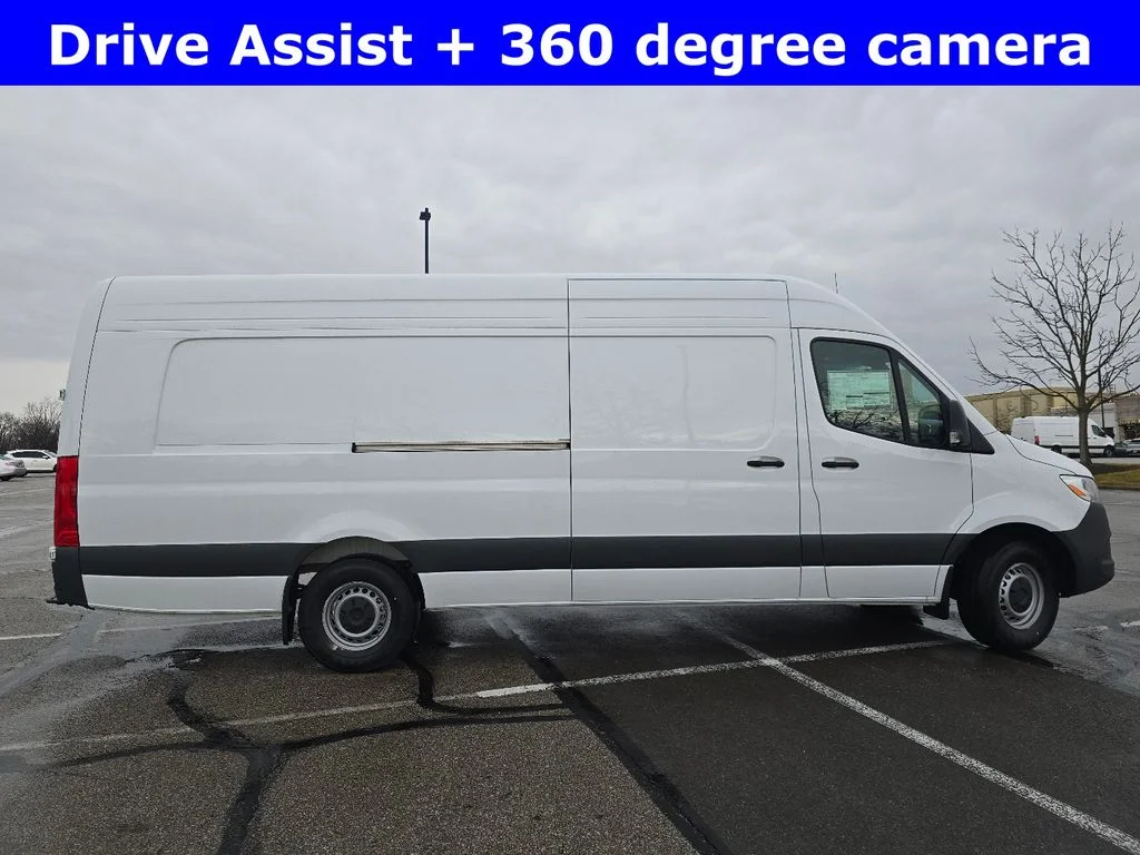 New 2026 Arctic White Mercedes-Benz Cargo 170 WB image 16