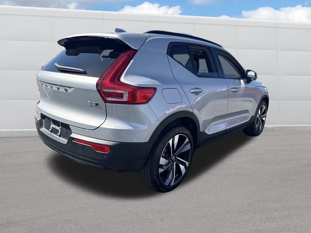 Used 2023 Silver Volvo Ultimate image 11