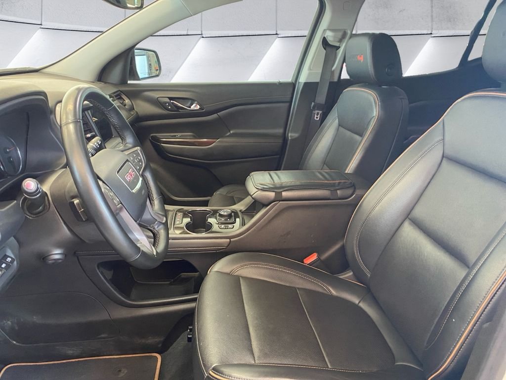 Used 2023 White GMC AT4 image 7