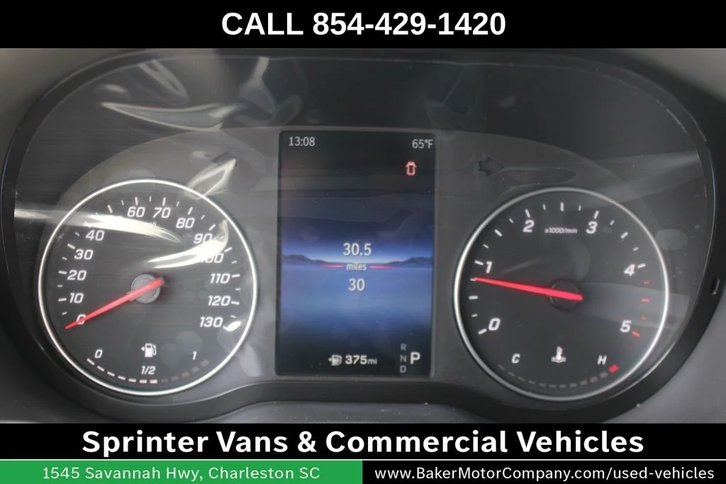 New 2026 Arctic White Mercedes-Benz Cargo 144 WB image 31