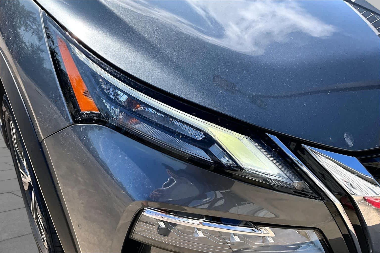 Used 2023 Gun Metallic Nissan SV image 26