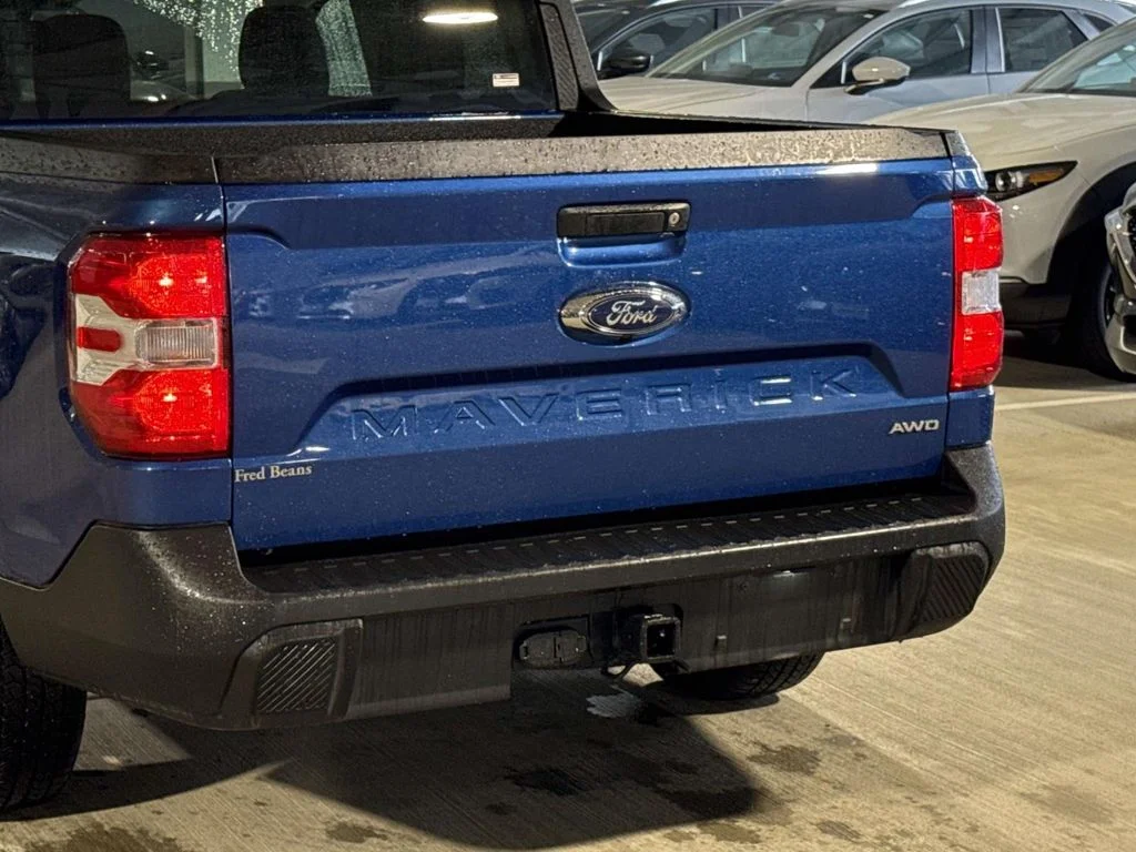 Used 2023 Blue Ford XLT image 10