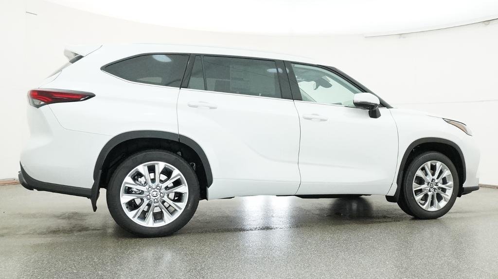 New 2026 Wind Chill Pearl Toyota Limited image 15