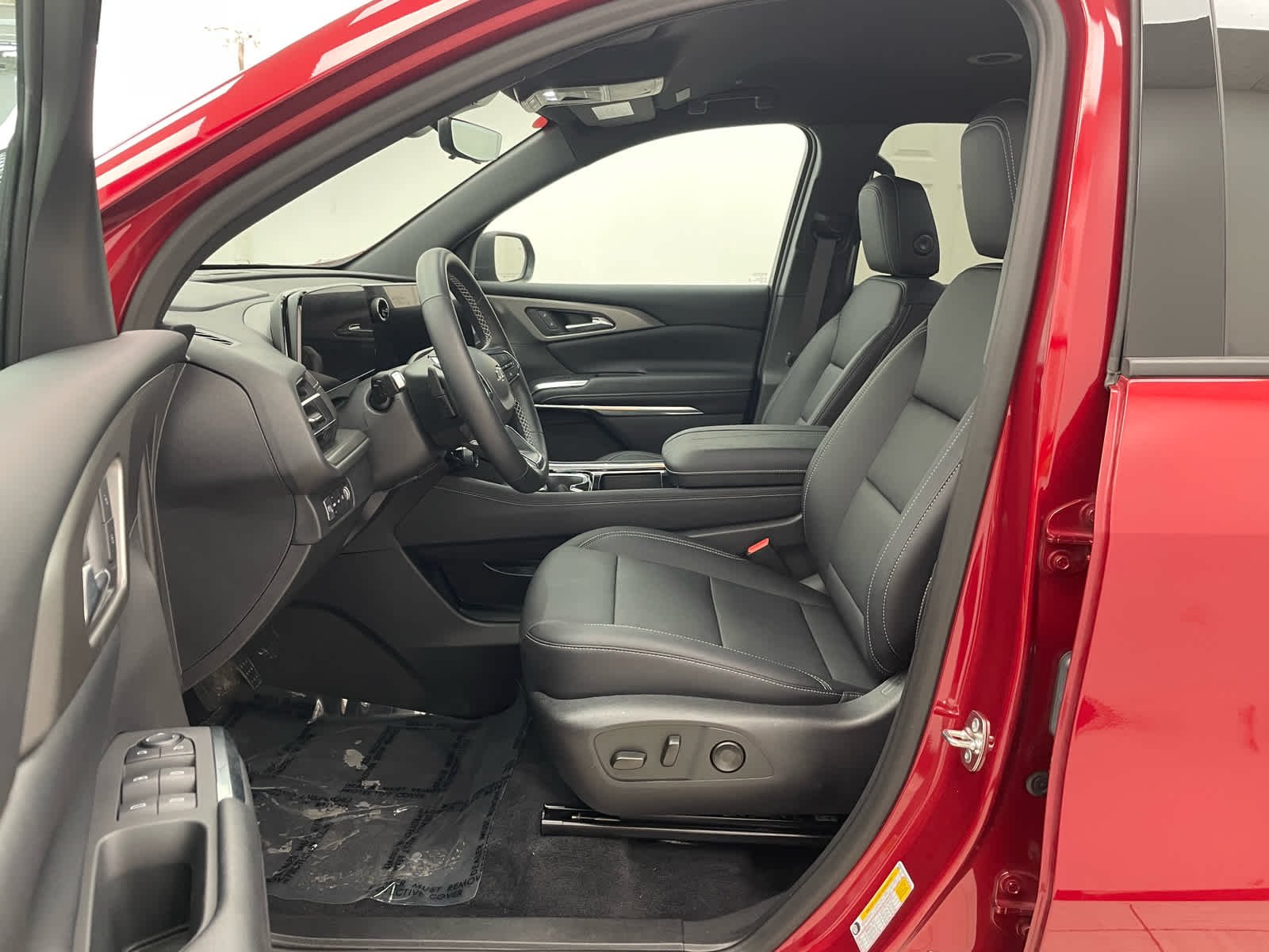 2026 Chevrolet Traverse LT - Photo 8