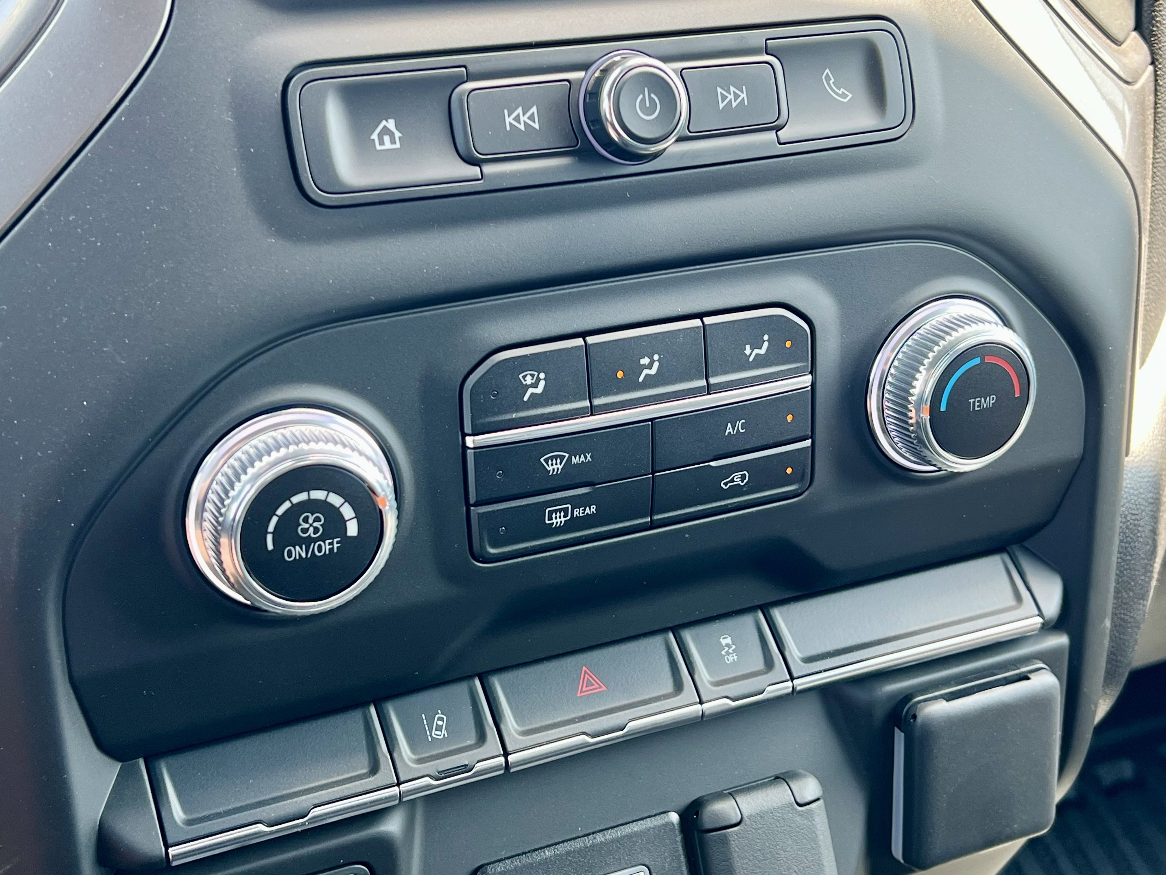 2025 GMC Sierra 2500HD Pro - Photo 21