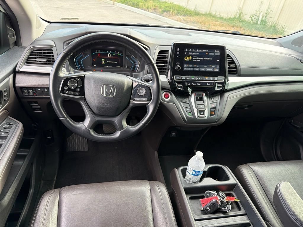 Used 2019 White Diamond Pearl Honda EX-L image 17