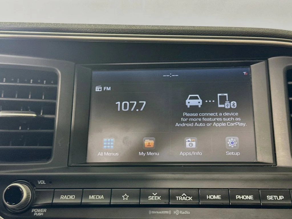 Used 2019 Gray Hyundai Value Edition image 17