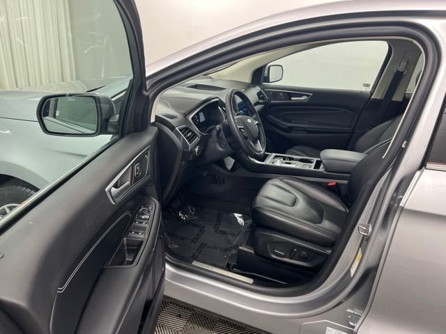 Used 2021 Silver Ford Titanium image 12