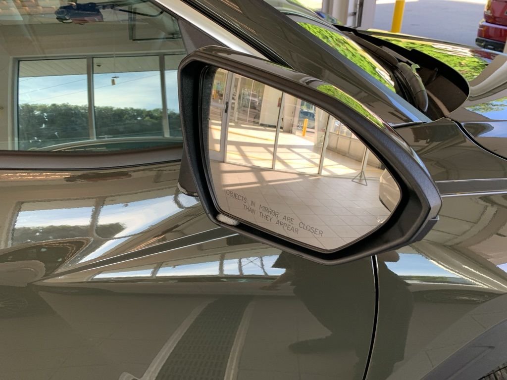 2018 Toyota RAV4 LE - Photo 38