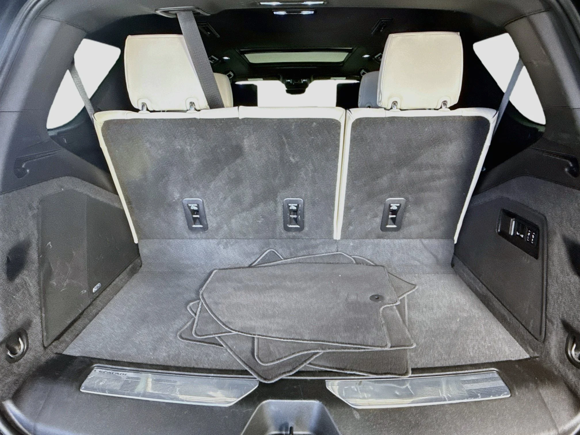 Used 2022 Black Raven Cadillac Sport image 30