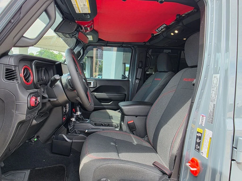 Used 2024 Gray Jeep Rubicon image 12