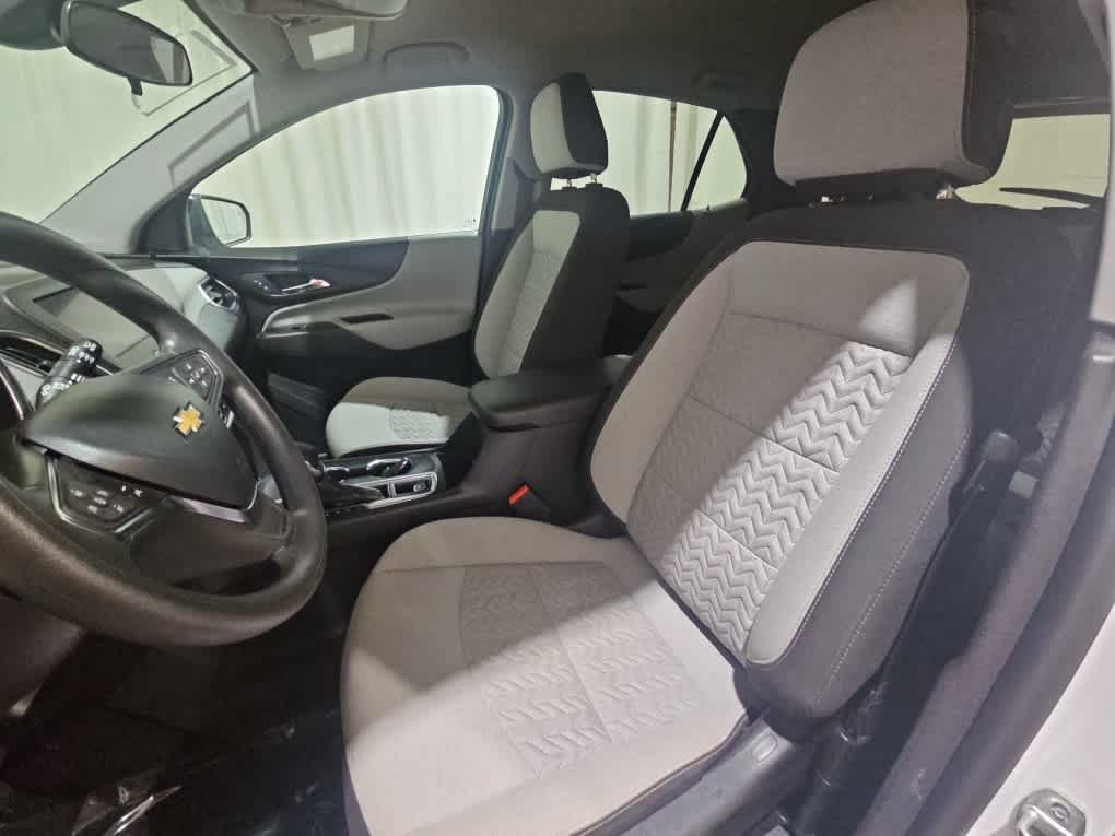 Used 2024 Summit White Chevrolet LS image 8