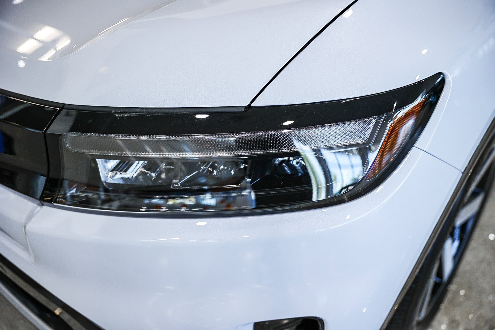 New 2026 Frostline White Pearl Honda Touring 2WD image 10