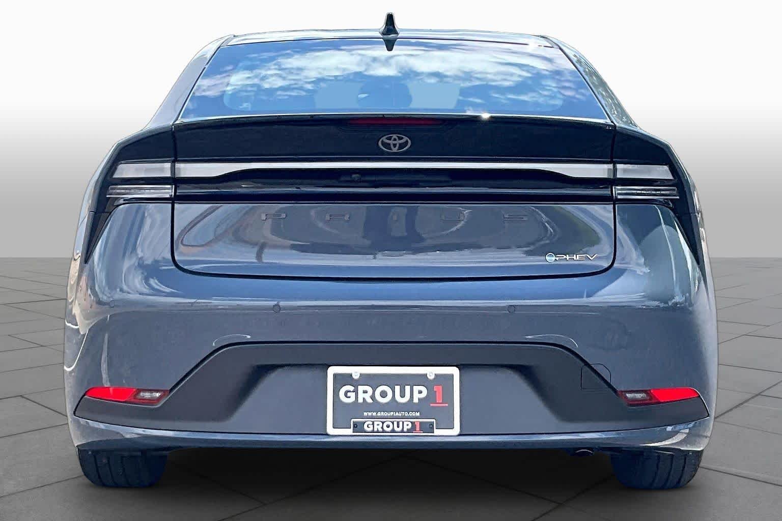 Used 2026 Guardian Gray Toyota SE image 5