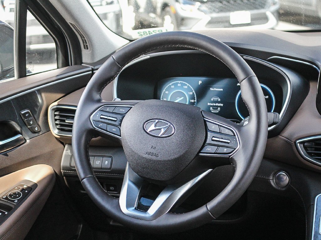 Used 2023 Black Hyundai Limited image 17