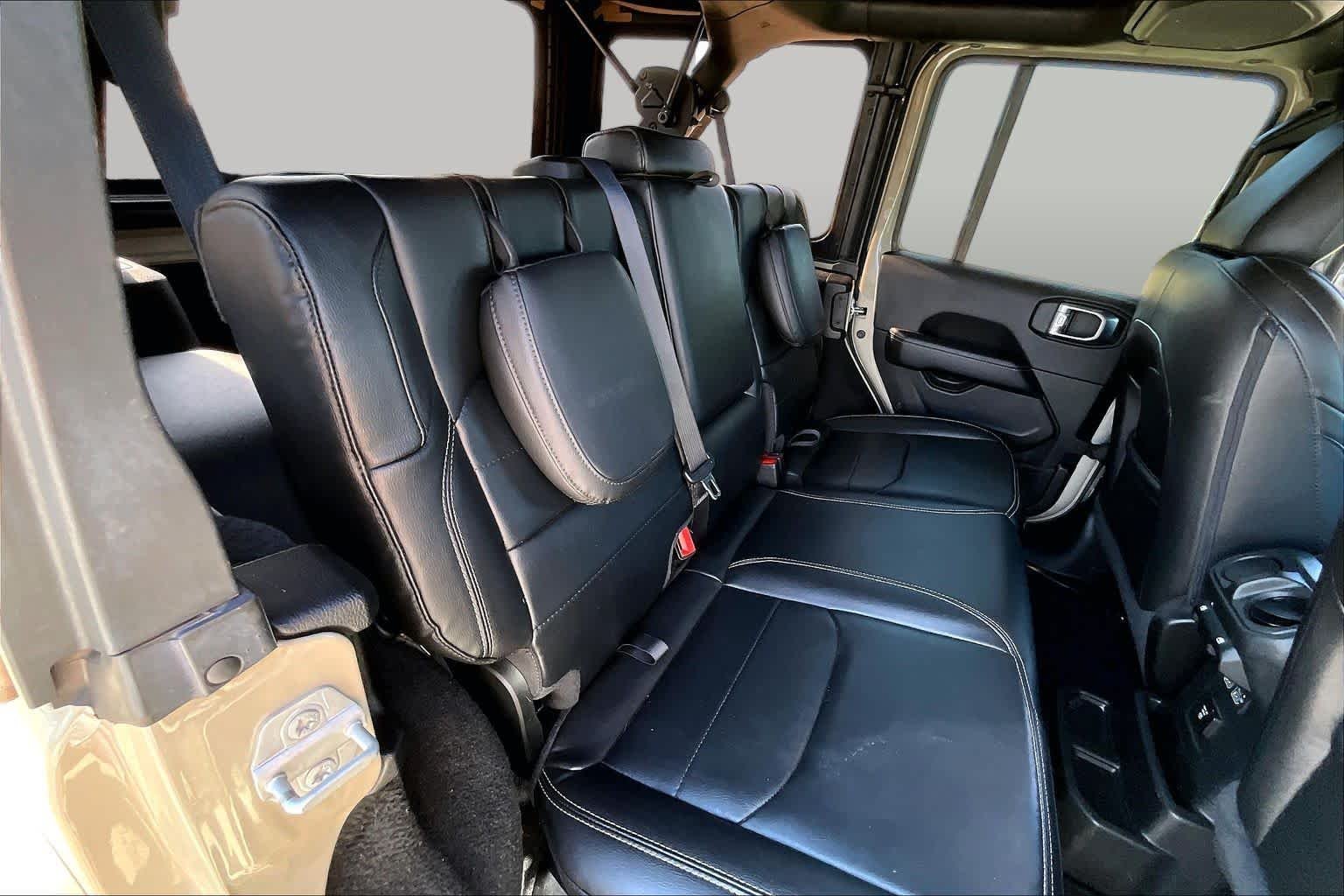 Used 2022 Limited Edition Gobi Clearcoat Jeep Unlimited Sahara image 20