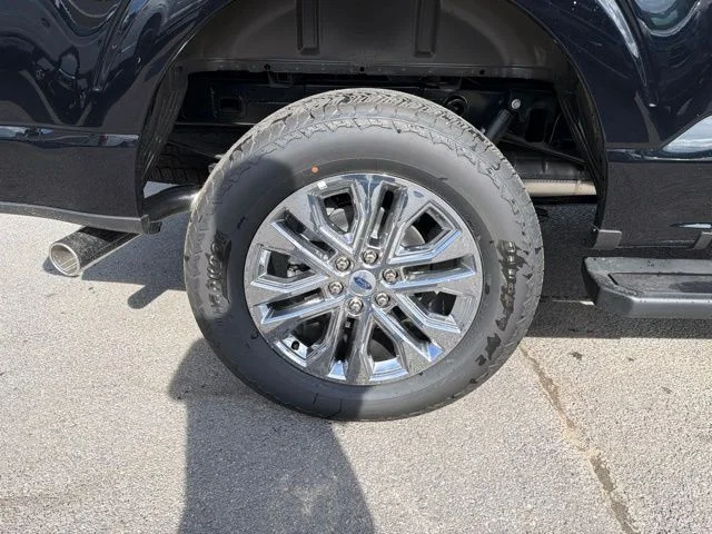 New 2026 Agate Black Metallic Ford Lariat® image 16