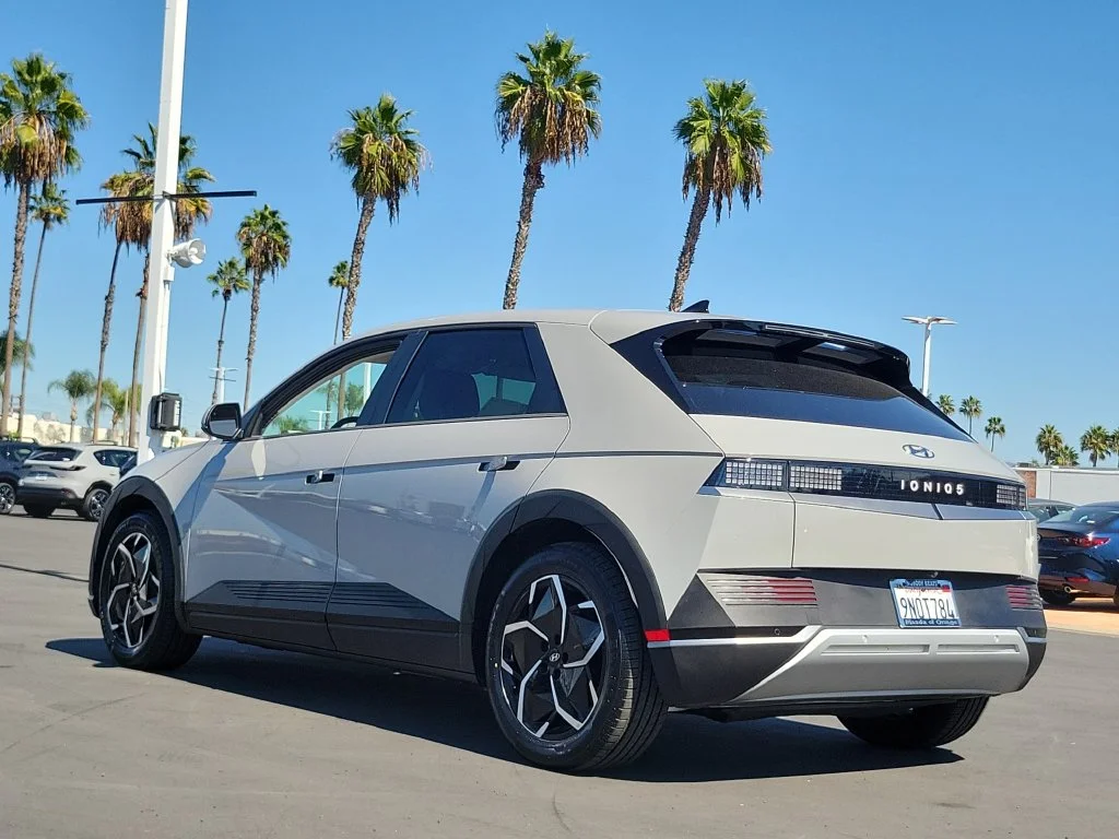 Used 2024 Hyundai IONIQ 5 SEL with VIN KM8KN4DE4RU288632 for sale in Orange, CA