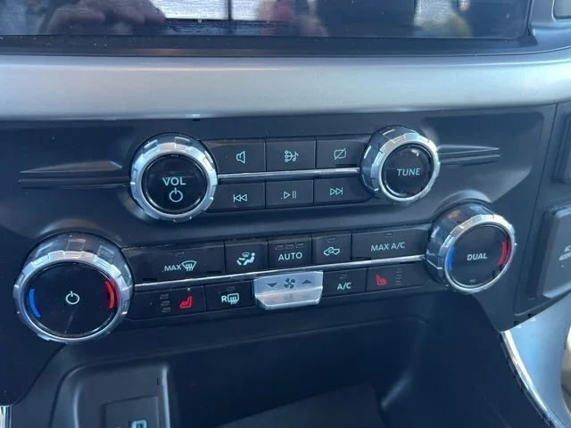 Used 2023 White Ford XLT image 13