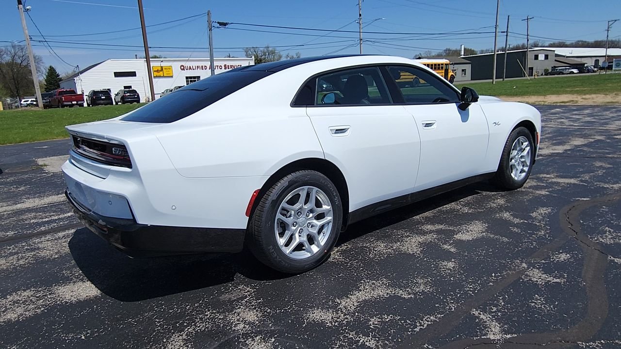 2026 Dodge Charger R/T - Photo 8