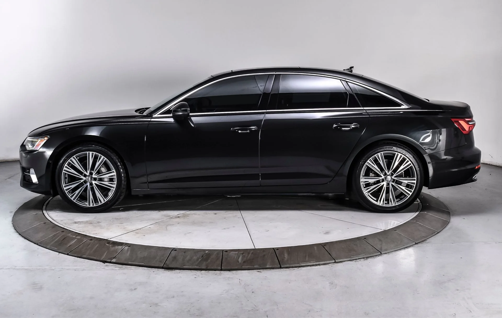 Used 2020 Gray Metallic Audi 2.0T Premium Plus image 3