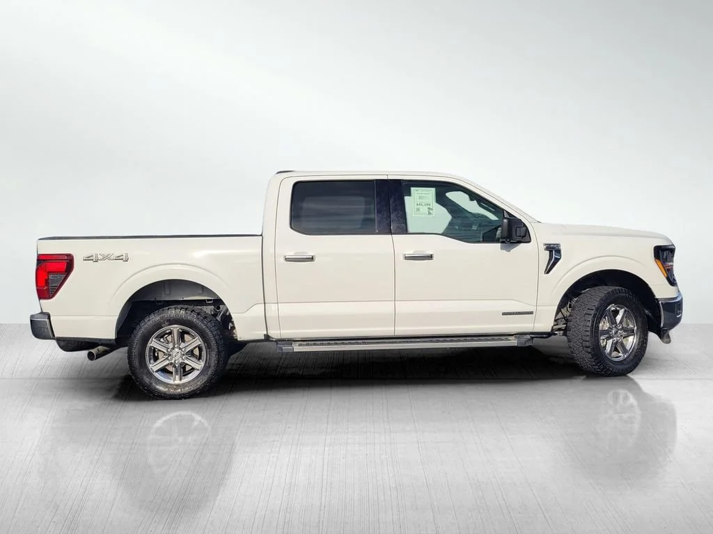 Used 2024 White Ford XLT image 4