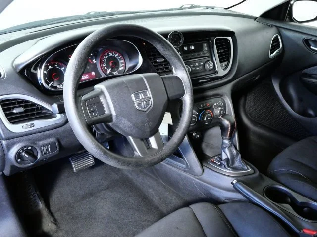 Used 2013 Gray Dodge SXT image 3