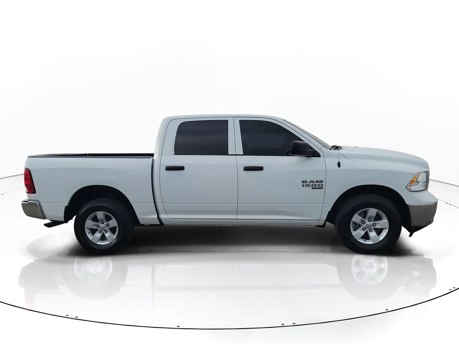 Certified Used 2022 White Ram SLT image 2