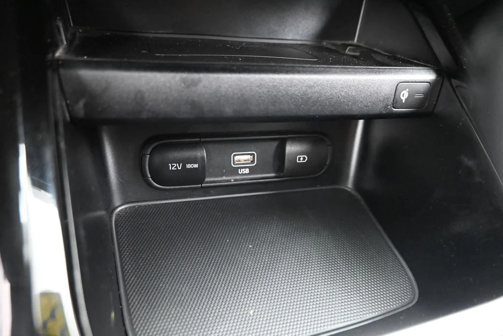 Used 2023 Black Kia GT-Line image 21