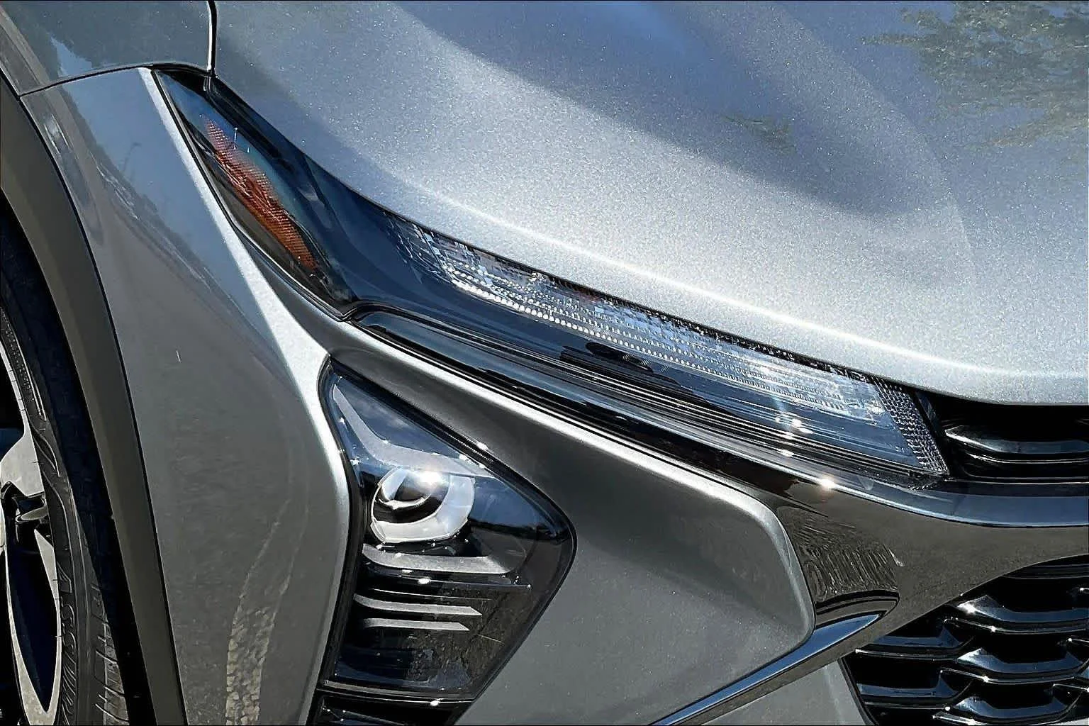 Used 2025 Sterling Gray Metallic Chevrolet 1RS image 27