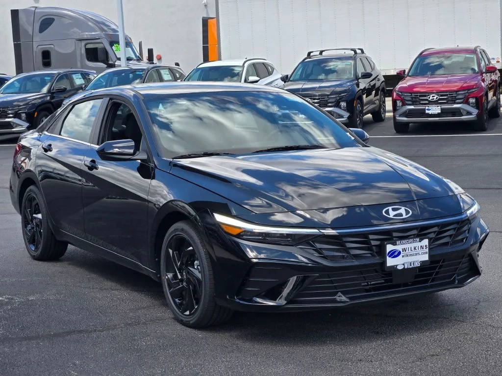 New 2026 Abyss Black Hyundai SEL Sport image 3