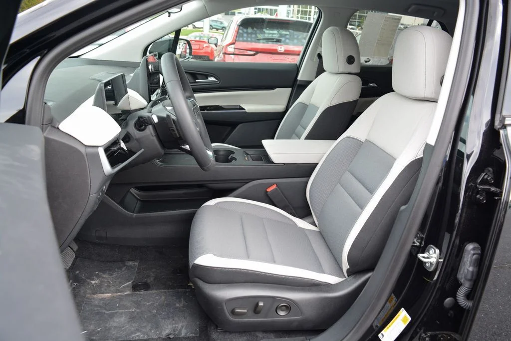 New 2026 Raven Black Honda AWD EX image 8