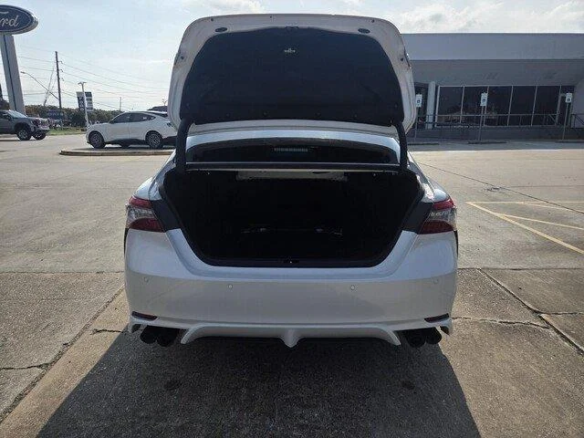 Used 2024 Wind Chill Pearl/Midnight Black Metallic Toyota XSE V6 image 30