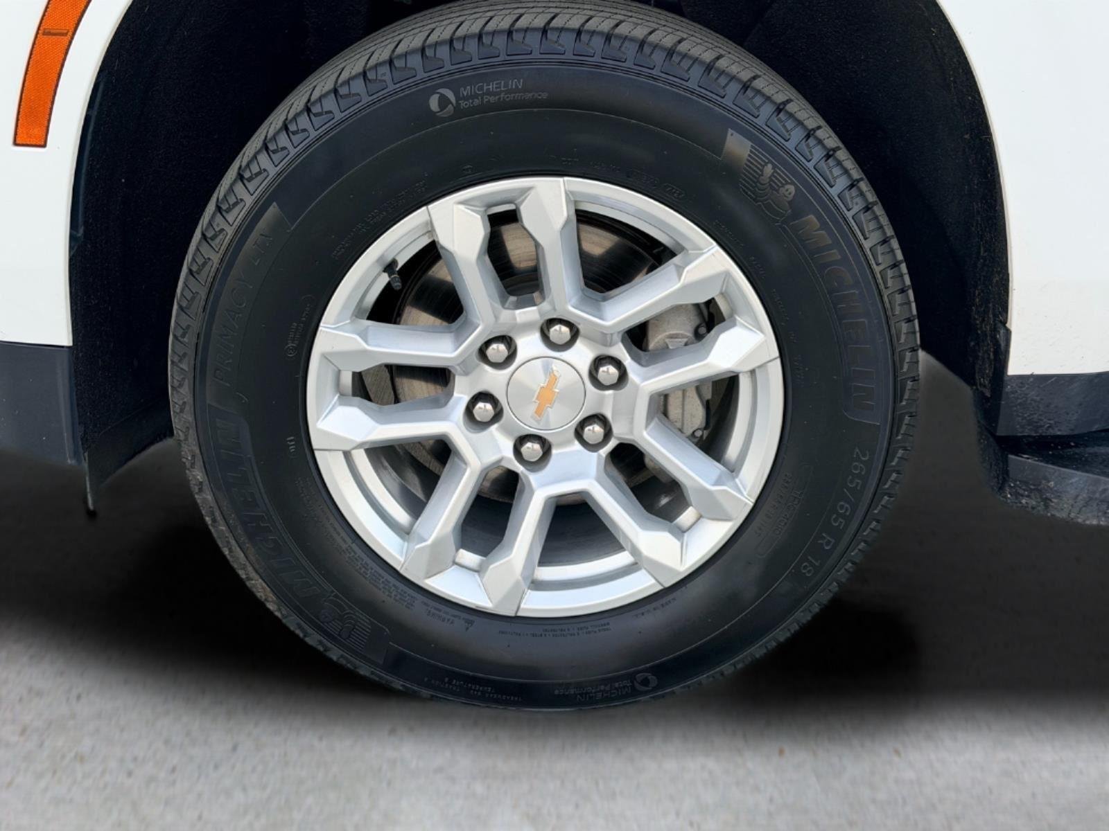 Used 2025 Summit White Chevrolet LT image 13
