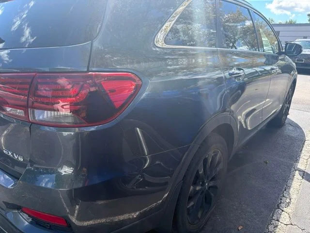 Used 2020 Grey Kia EX image 11