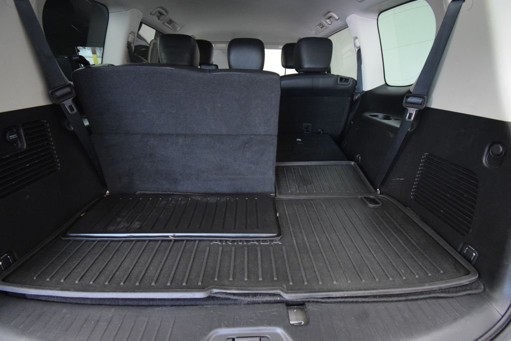 Used 2023 Gray Nissan SV image 25