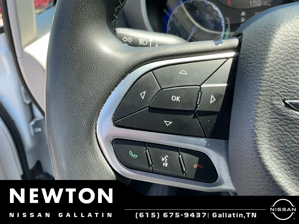 Used 2023 White Chrysler Touring L image 16