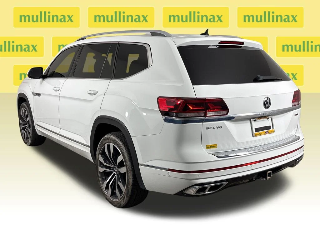 Certified Used 2022 White Volkswagen 3.6L V6 SEL Premium R-Line image 8